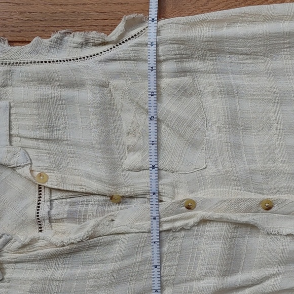 Kimchi Blue Allison Frayed Botton Down Tunic - Picture 13 of 16